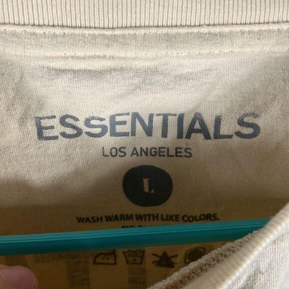 🔥🔥 ESSENTIALS LOS ANGELES Streetwear Cream RARE T-Shirt Size LARGE - PERFECT - Picture 8 of 9